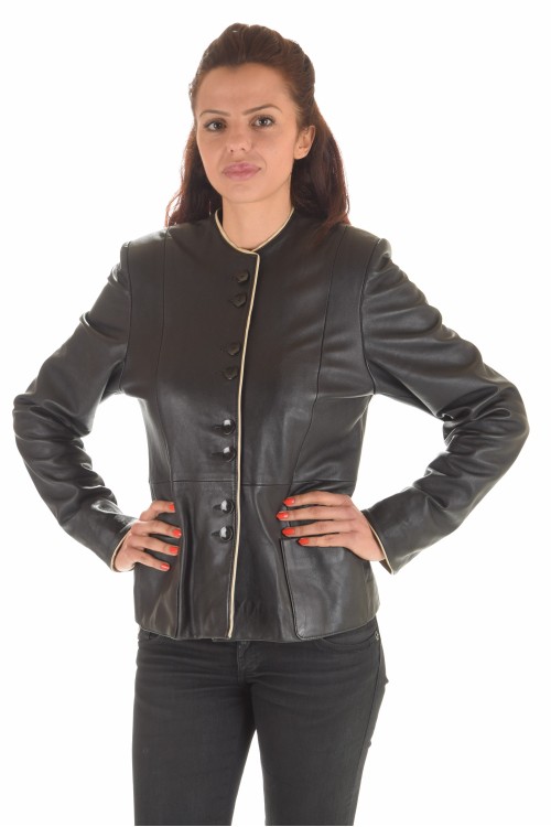 Geacă rafinată piele 174.00