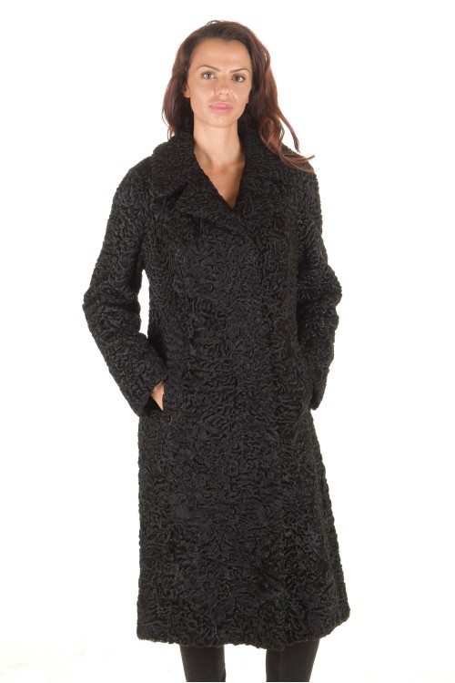 Palton de astrahan 398.00