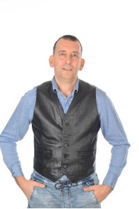 Vestă de bărbați neagră din piele naturală