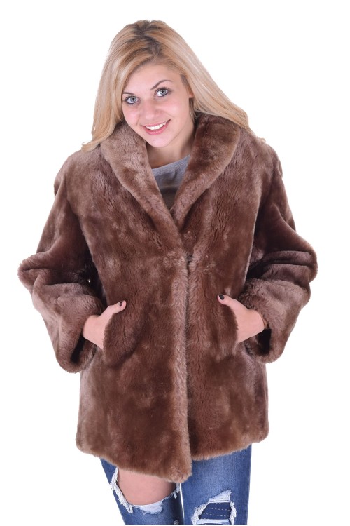 Palton maro dе blana naturala 131.00