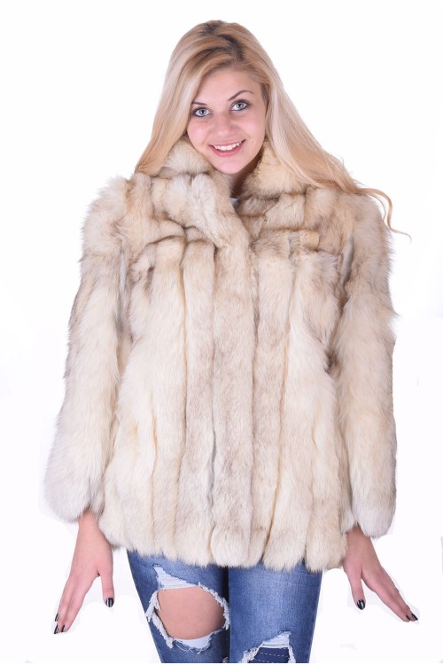 Palton drăguț de vulpe 505.00