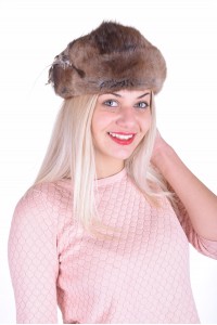 Pălărie de damă din bizam