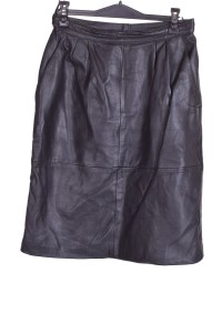 Fustă neagră din piele naturală