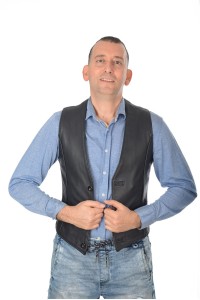 Vestă elegantă neagră din piele naturală