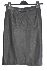 Fustă elegantă neagră din piele naturală