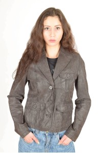 Geacă elegantă din piele naturală